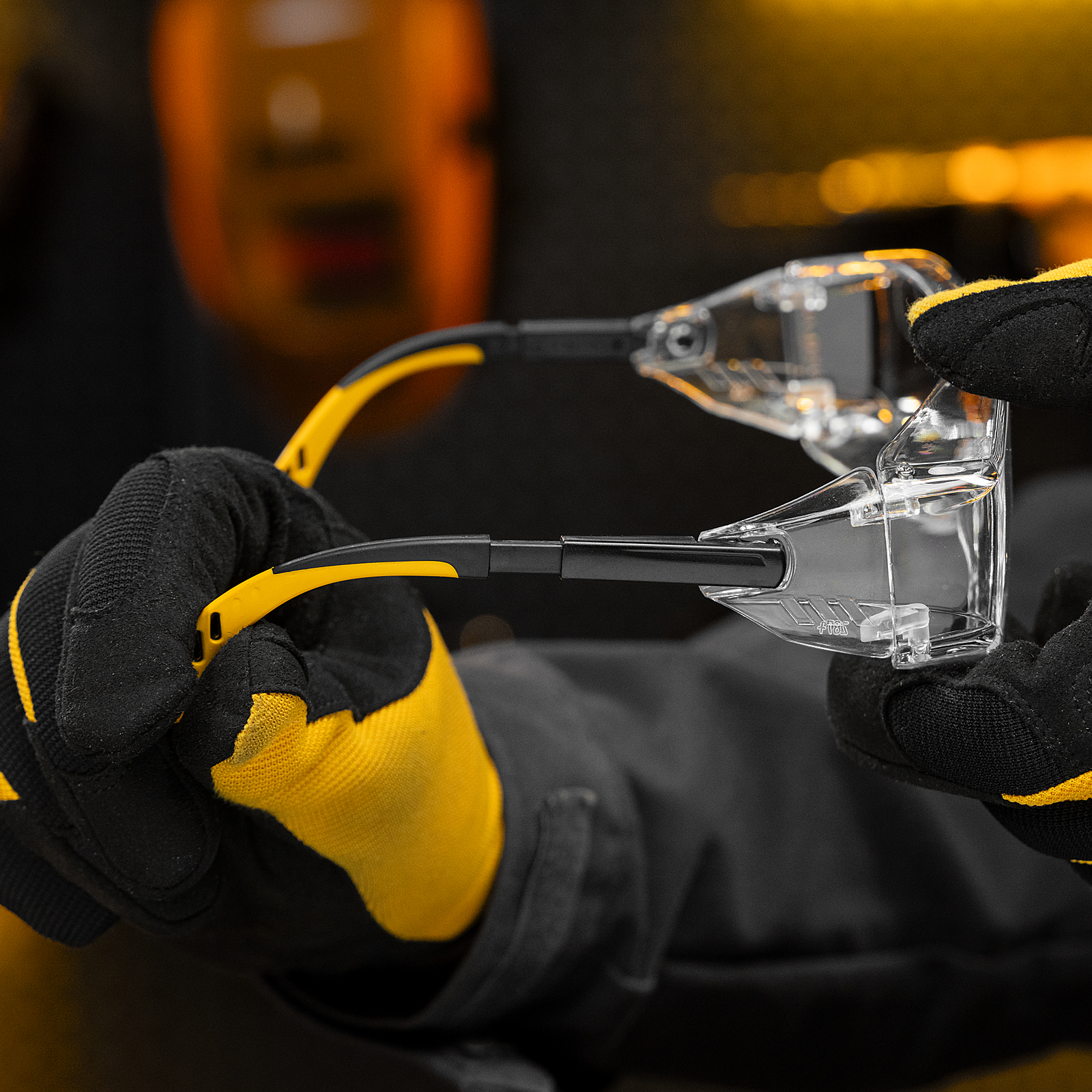 Очки защитные открытые, поликарбонатные, увеличенная прозрачная линза,  регулируемые дужки